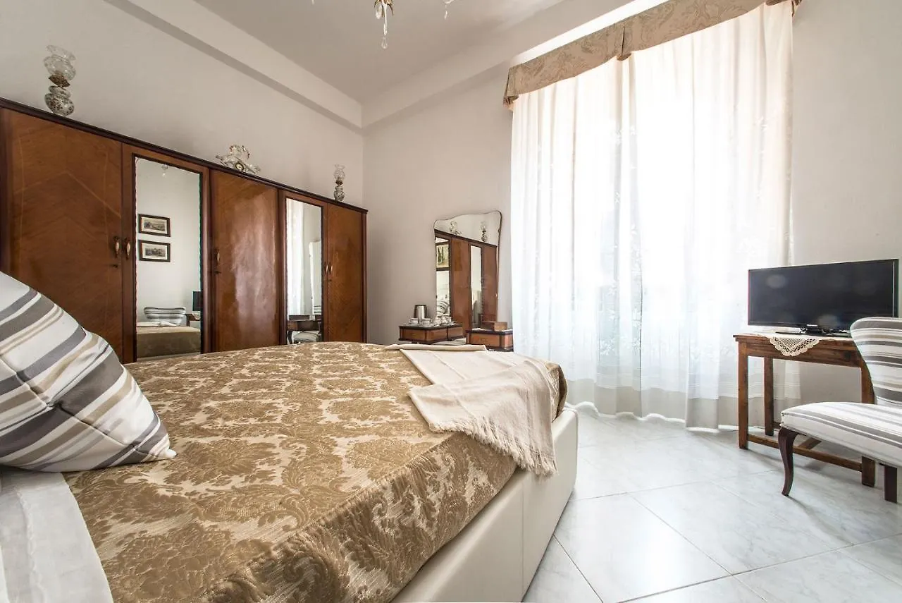 A Casa Di Irma E Nilo Hotel Palaia Guest house